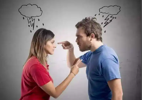 石家庄市私家侦探：女人敢瞒着老公跟别的男人暧昧越界，只能说明一个问题